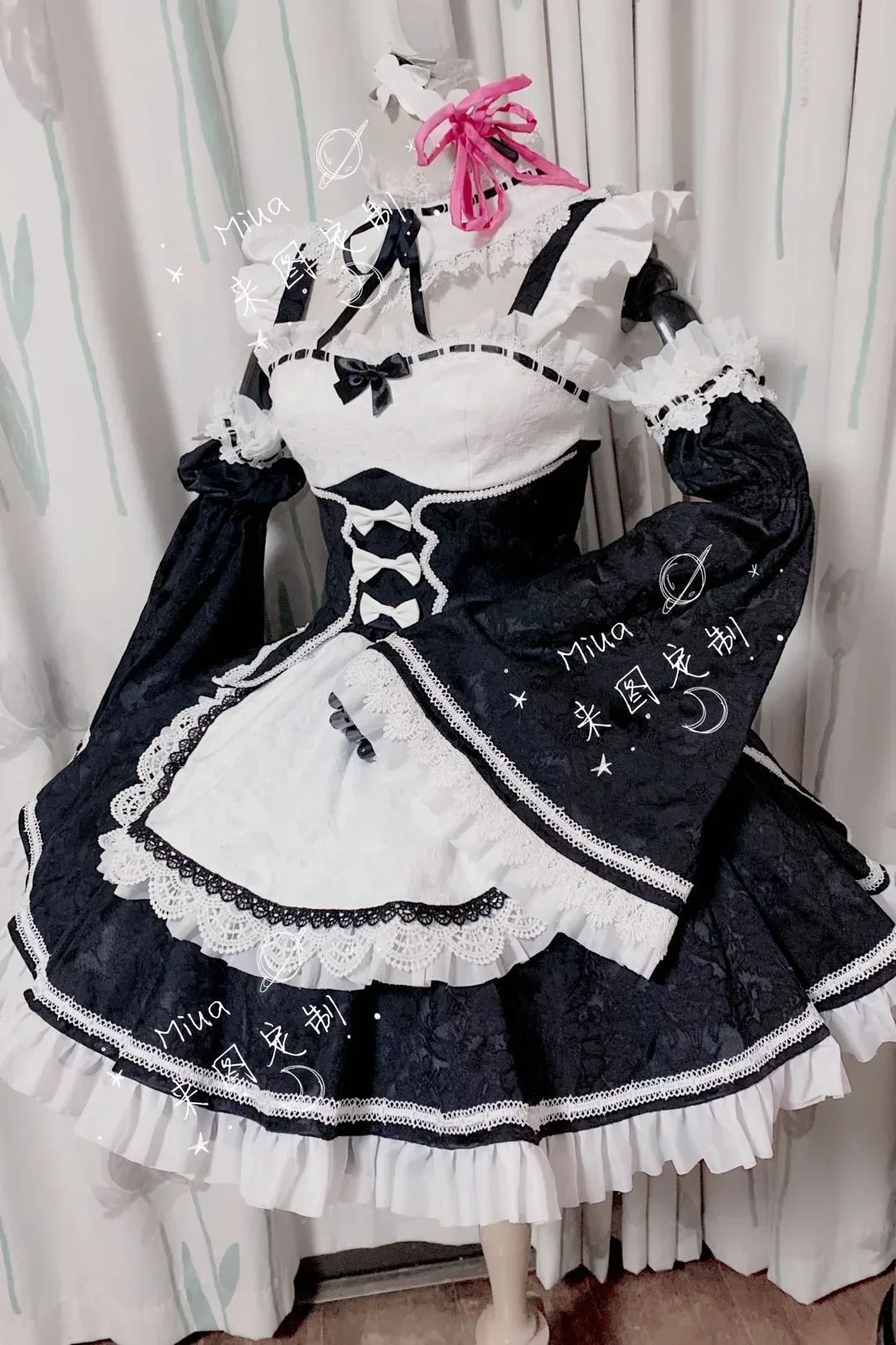 Re Zero Rem Wig - ใหม่อะนิเมะเมดเรมคอสเพลย์เครื่องแต่งกาย Re: ซีโร่ อินฟินิตี้คอสเพลย์ชุดสีขาวและสีดำสาวผู้หญิงสั่งทำพิเศษชุดปาร์ตี้เกม